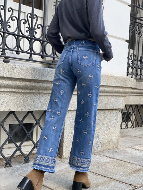 Jeans bordados Isabella - Imagen 2