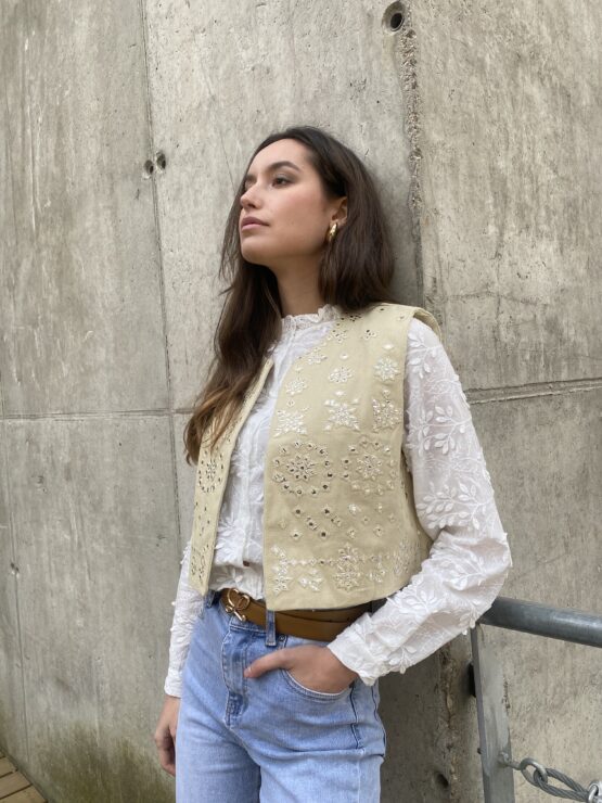 Chaleco bordado  Calpe beige - Imagen 2