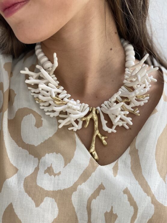 Collar coralina ecru