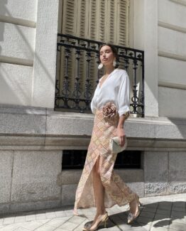 Falda bordada sequins