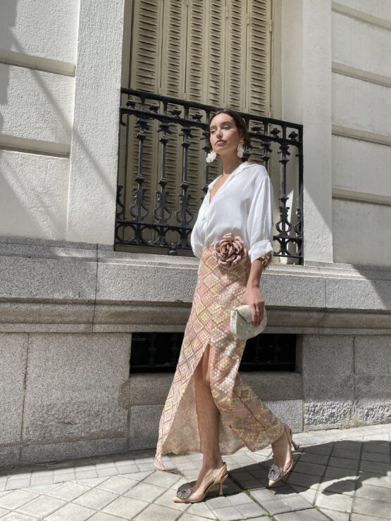 Falda bordada sequins