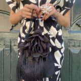 Bolso flecos flor  negro