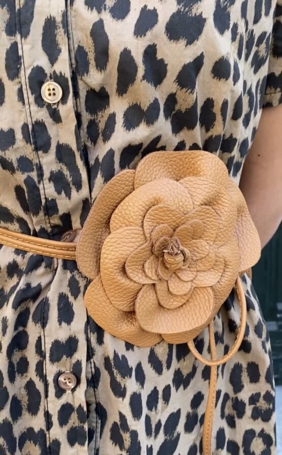 Cinturón de piel flor camel