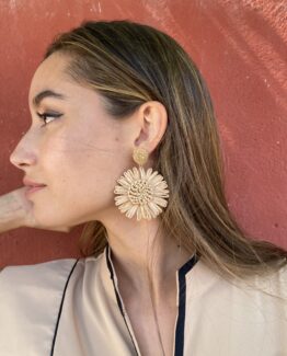 Pendiente  girasol camel