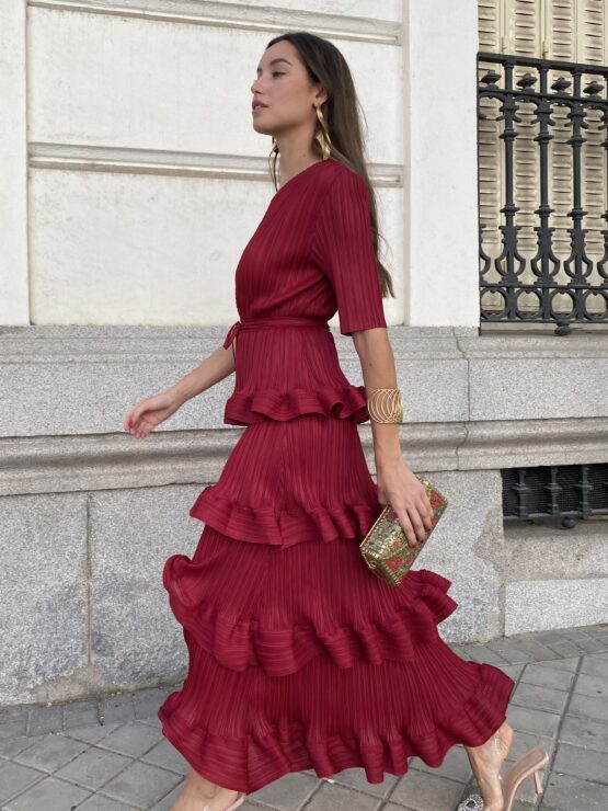 Vestido studio plisado volantes carmín - Imagen 4