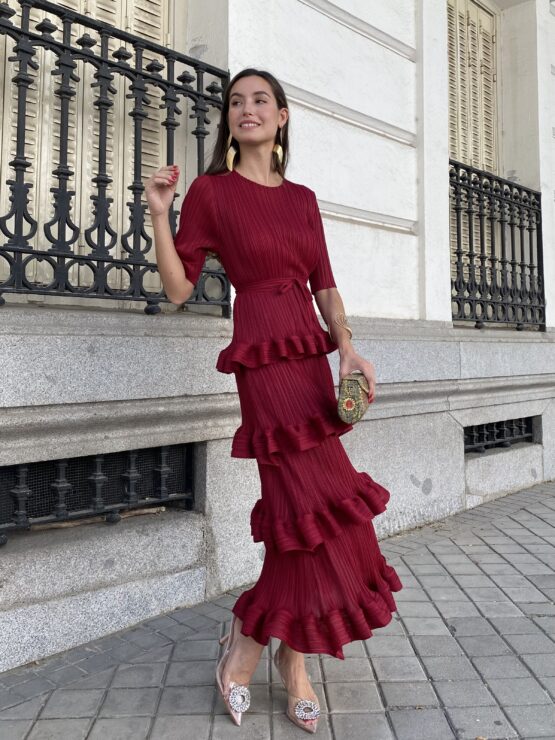 Vestido studio plisado volantes carmín - Imagen 7