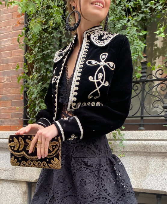 Chaqueta joya bordada terciopelo