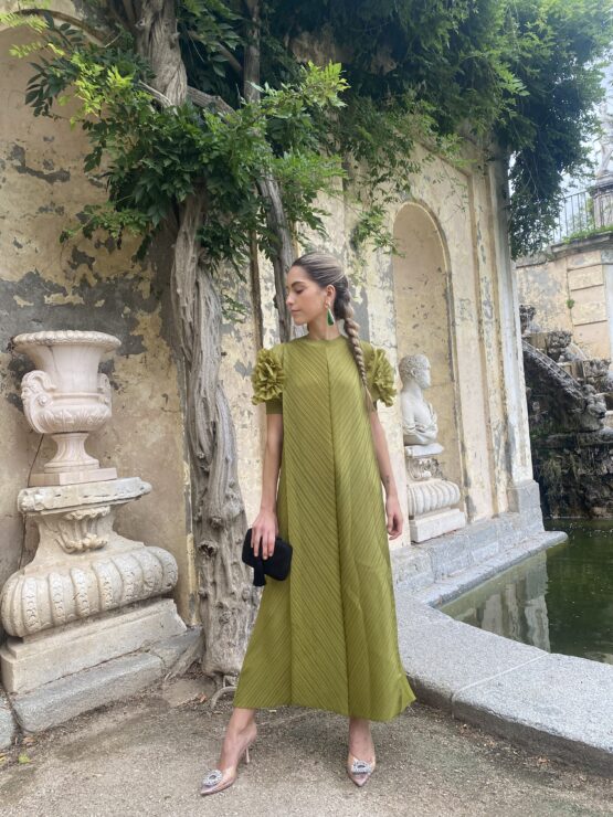 Vestido magnolia plisado pistacho - Imagen 9