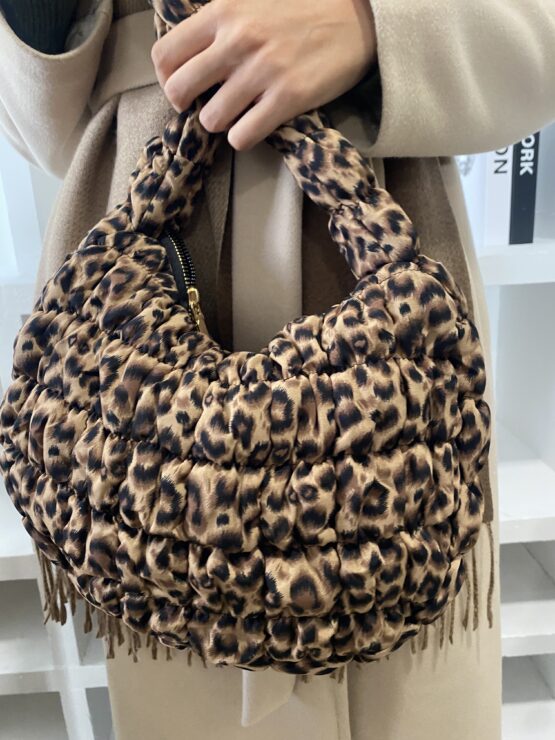 Bolso acolchado animal print