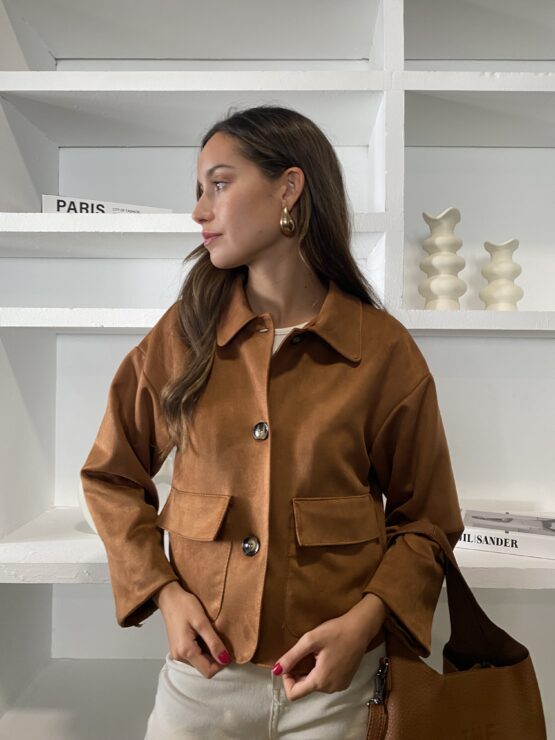 Chaqueta Chloe antelina camel