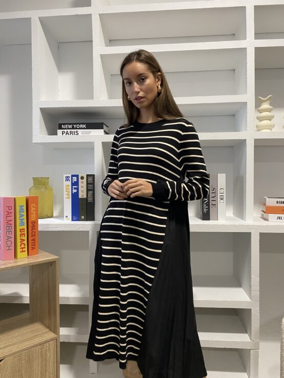 Vestido de rayas combinado con plisado - Imagen 2