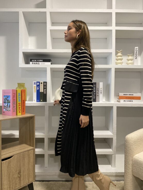 Vestido de rayas combinado con plisado - Imagen 10