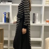 Vestido de rayas combinado con plisado - Imagen 5