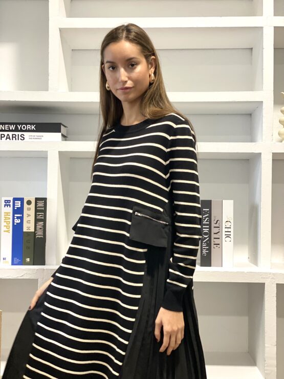 Vestido de rayas combinado con plisado - Imagen 6