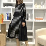Vestido de rayas combinado con plisado - Imagen 7