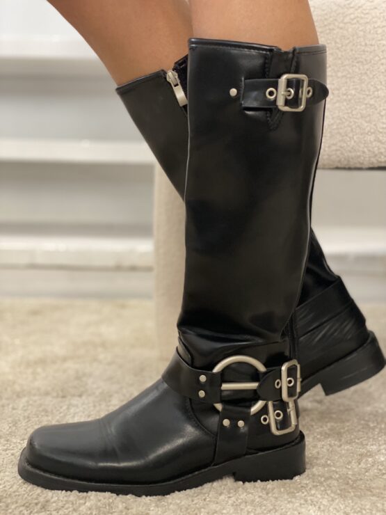 Bota derby
