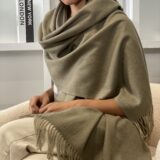 Bufanda Alexandra khaki Clare - Imagen 6