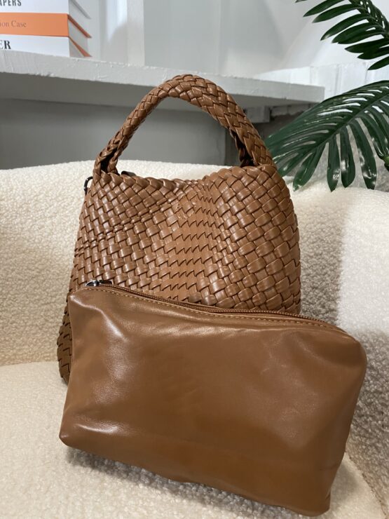 Bolso trenzado Benoit camel - Imagen 4