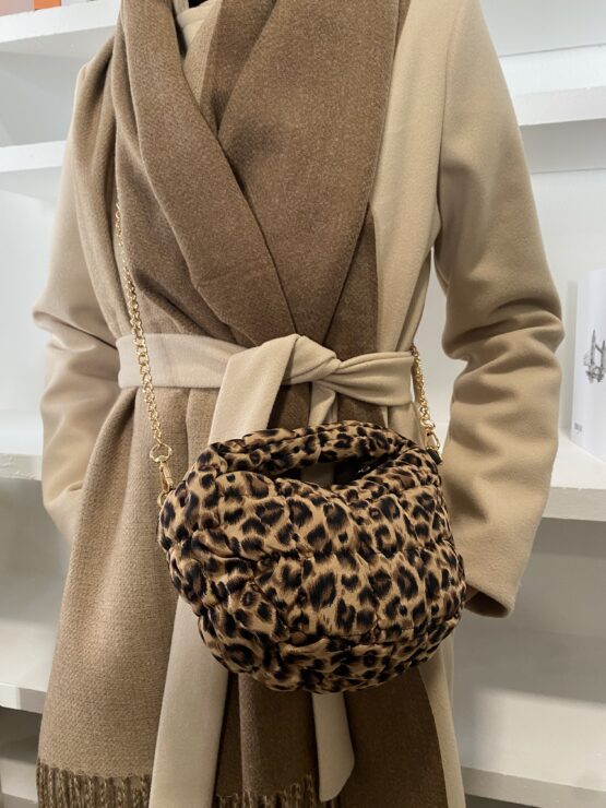 Bolso mini acolchado animal print