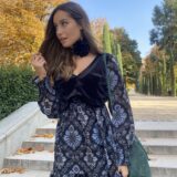 Vestido paisley con chaleco terciopelo - Imagen 3