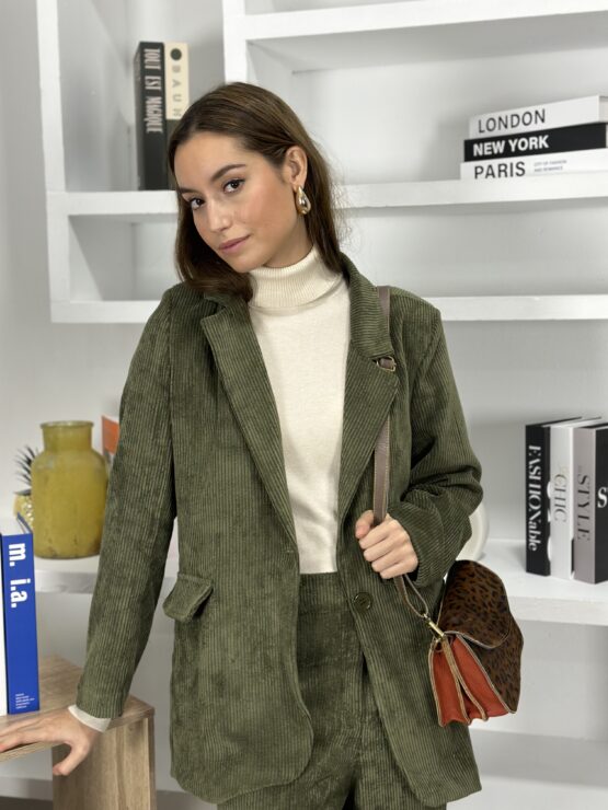 Traje paris  micropana verde - Imagen 2