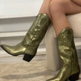 Bota metalizada bordada - Imagen 6