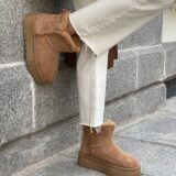 Bota pelo plataforma camel - Imagen 4