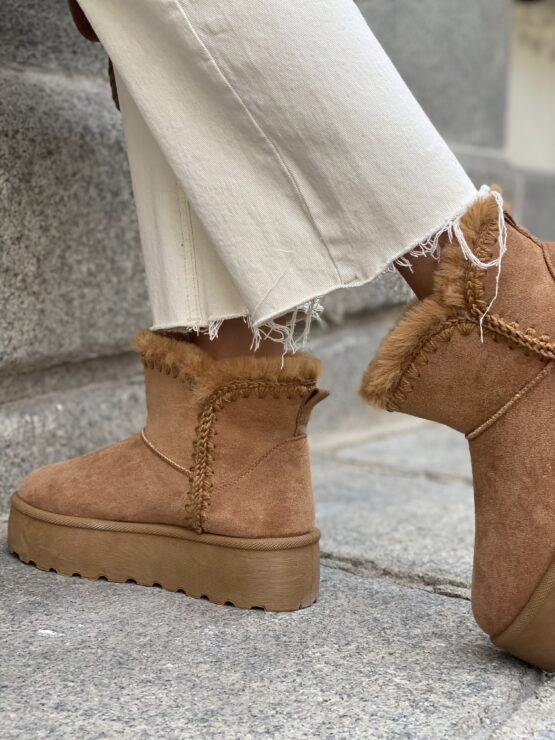 Bota pelo plataforma camel - Imagen 5