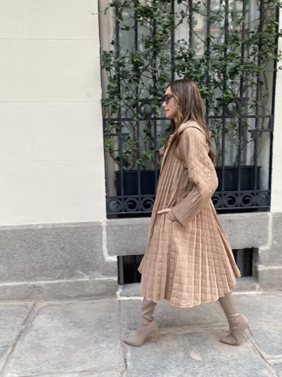 Trench plisado limited edition - Imagen 9