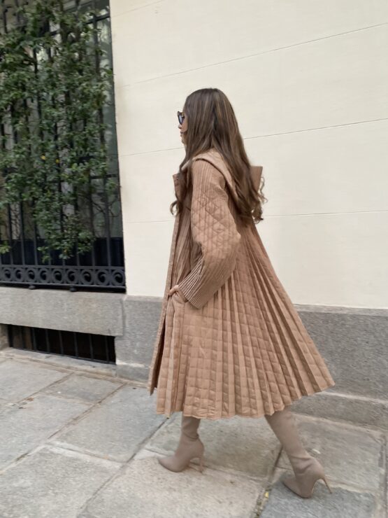 Trench plisado limited edition - Imagen 8
