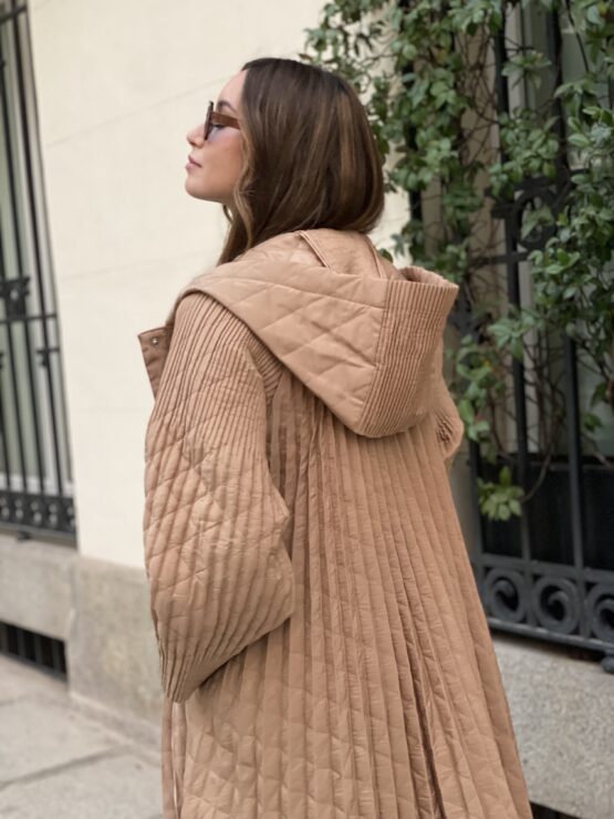 Trench plisado limited edition - Imagen 3
