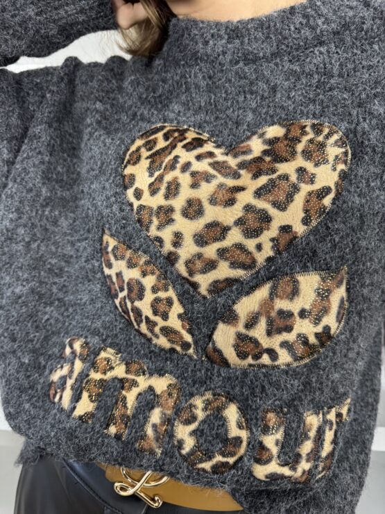 Jersey heart patch animal print - Imagen 2
