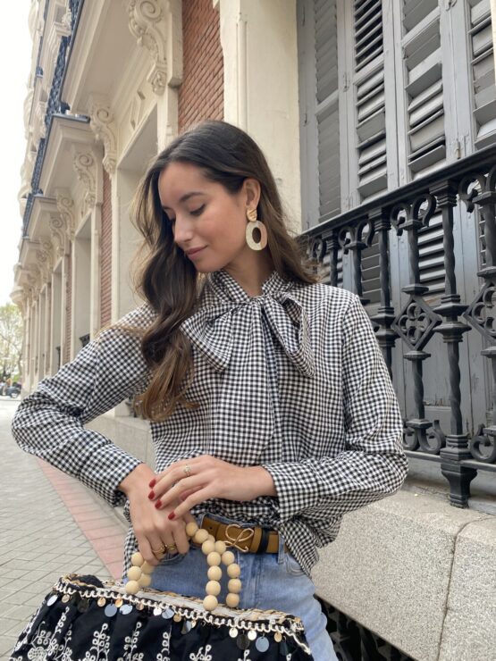 Blusa lazada cuadro Vichy negra - Imagen 3