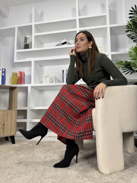 Falda tartán roja con cinto - Imagen 7