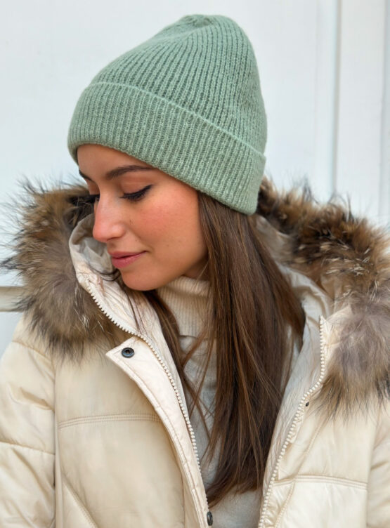 Gorra punto lana  verde