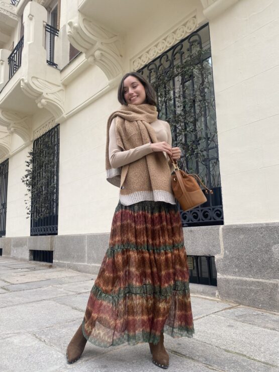 Bufanda camel y beige - Imagen 2
