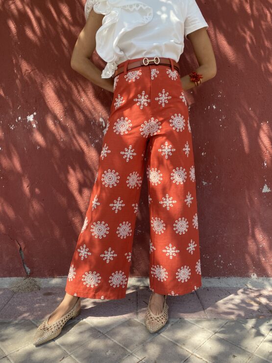Pantalón bordado Sena teja