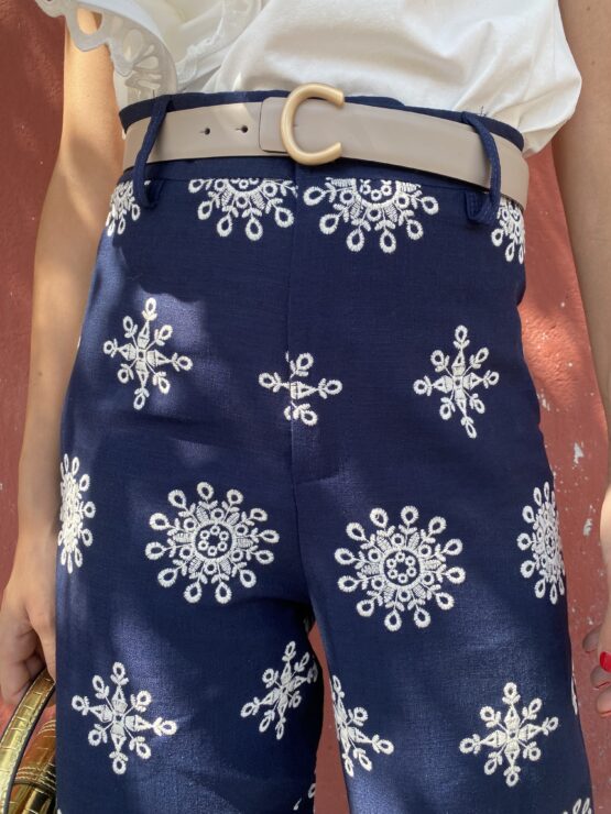 Pantalón bordado Sena azul marino