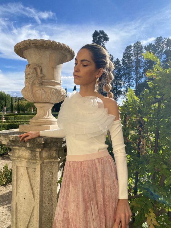 Top de punto Maxi flor white - Imagen 3