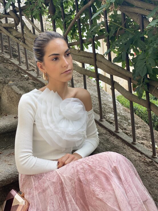 Top de punto Maxi flor white