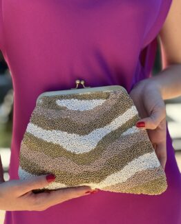 Bolso teria caviar gold