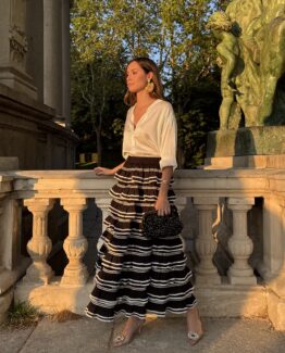Falda ronda volantes