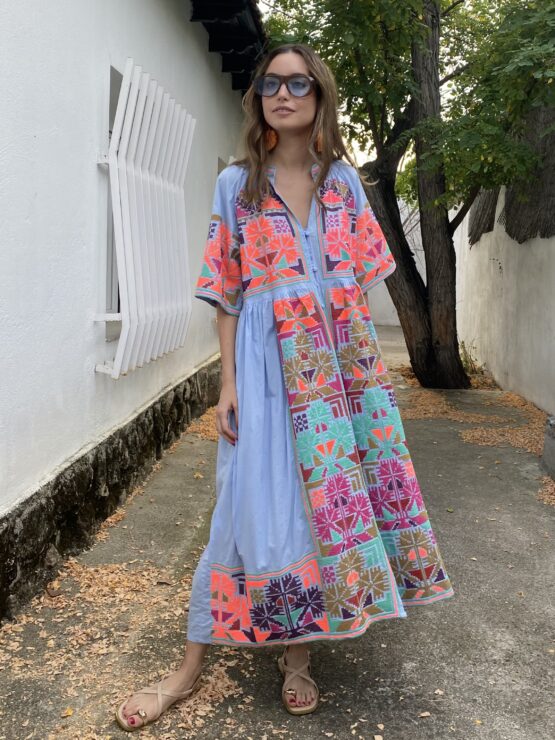 Vestido bordado biot