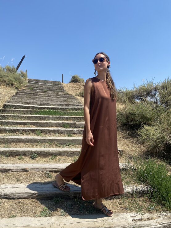 Vestido satén Catalina chocolate